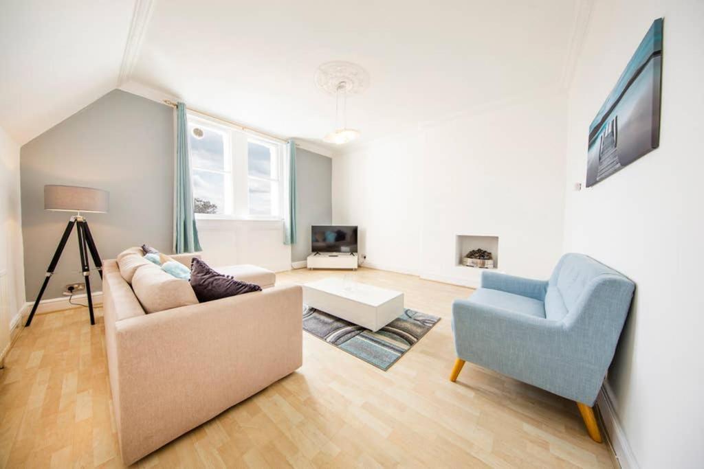Clifton Spacious 3 Bed Apt & Parking - Simplycheckin Bristol Exterior photo